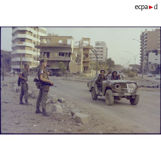 Légionnaires du 2e REP dans Beyrouth.