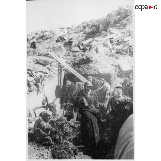 Poste de commandement d'un des goums du 2e GTM (groupe de tabors marocains) ayant participé à la prise du col de Teghime.