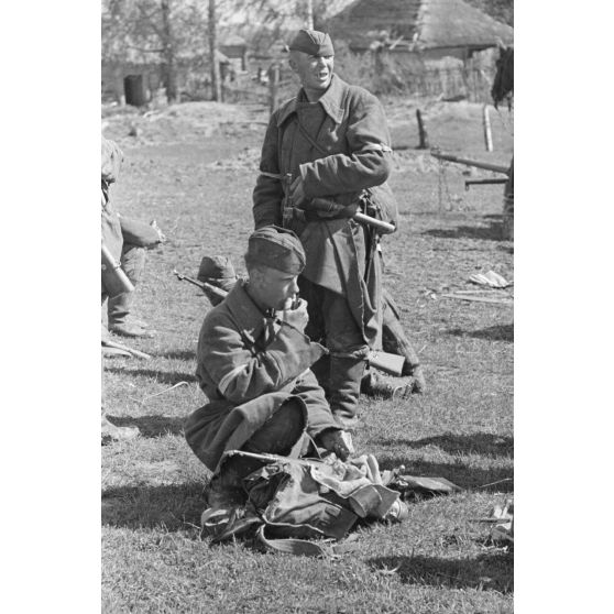 Soldats de l'Armée rouge dans les rangs allemands.