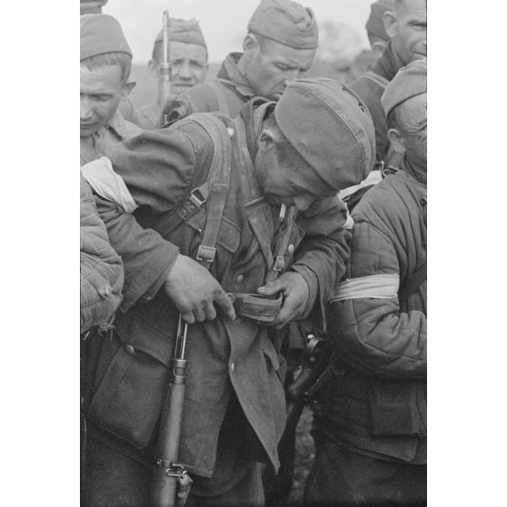 Soldats de l'Armée rouge dans les rangs allemands.