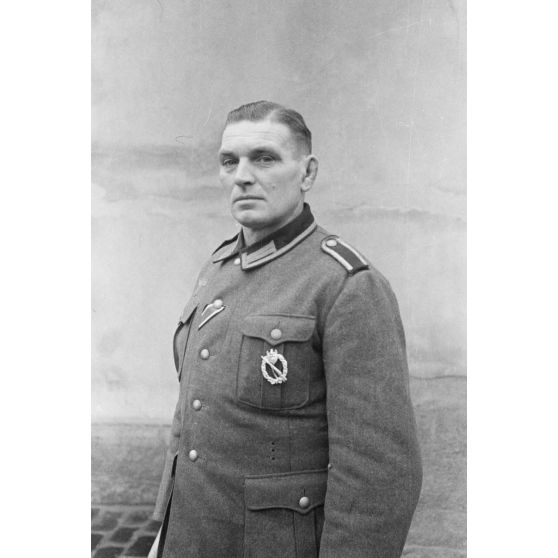 Portait d'un sous-officier d'une unité d'infanterie allemande.