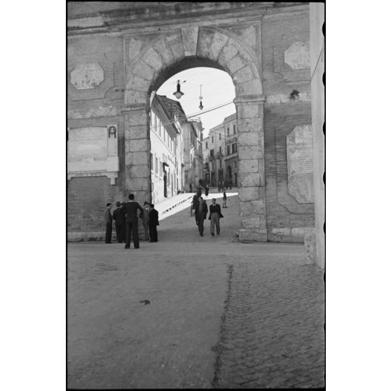 La porta romana nuova Monterotondo.