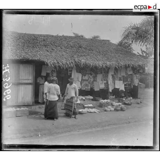 Douala. Boutique indigène. [légende d'origine]