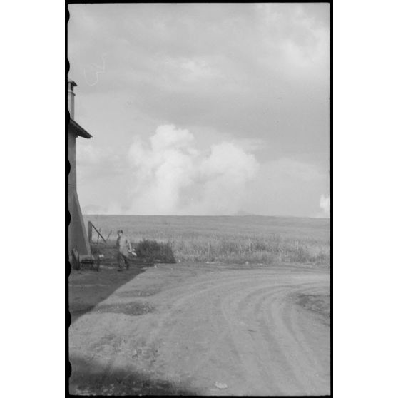 Paysages autour d'un dépôt de ravitaillement de l'armée de l'air allemande.