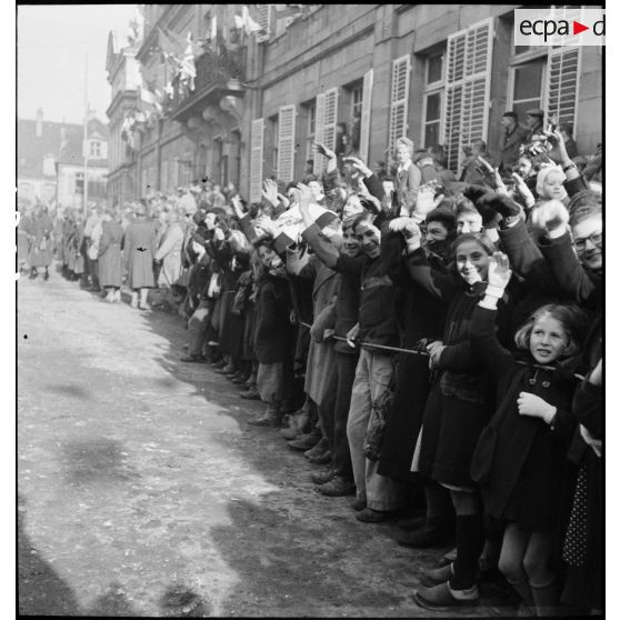 Célébration de la libération de Montbéliard le 17 novembre 1944.