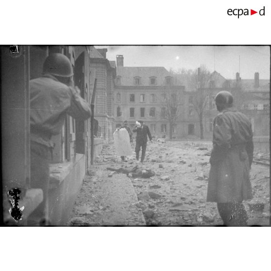 Reddition de soldats de la 462 Volksgrenadier division allemands à Metz.