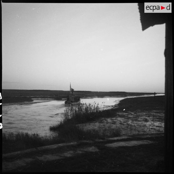 Patrouille marine près de l'estuaire de la Charente.