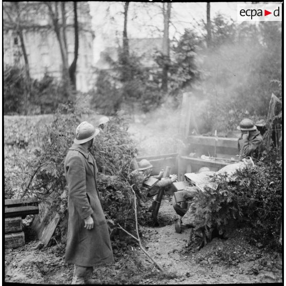 Tirs de mortiers dirigés contre les casernes de Mulhouse où se sont retranchées les troupes allemandes.