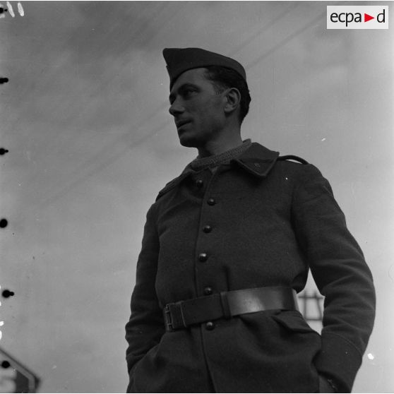 [Portrait du soldat (artilleur) Henri Goupy, cinéaste du SCA (service cinématographique de l'armée).]