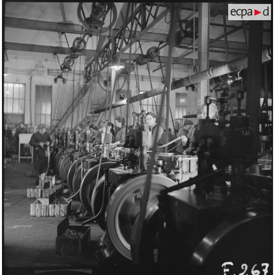 Plan général d'un atelier de fabrication de cartouches dans une usine d'armement de Valence.