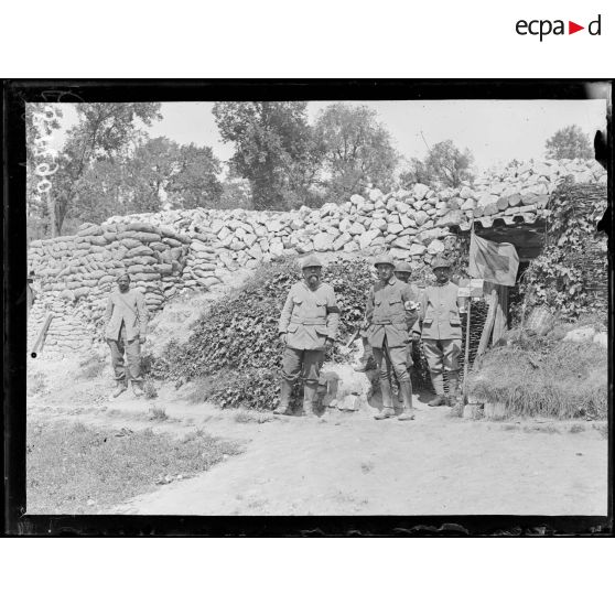 Fontaine-lès-Cappy (Somme). Un poste de secours. [légende d'origine]