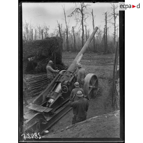 Bois de Méréaucourt (Somme). Pièce de marine de 138,6. [légende d'origine]