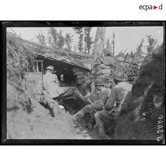 Région de Vauclerc et la Vallée Foulon (Aisne). Un coin de la tranchée de 1ère ligne Offenbourg. [légende d'origine]