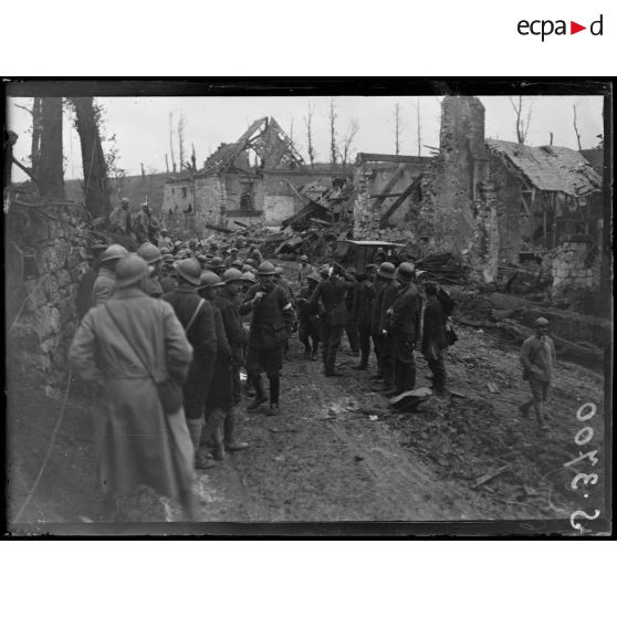 Ferme Hameret (Aisne). L'arrivée des premiers prisonniers. [légende d'origine]