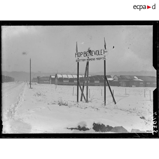 Villers-Cotterêts (Aisne). Scottish Women's Hospital. L'entrée. [légende d'origine]