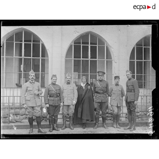 Soissons (Aisne). Ambulance franco-américaine. Les médecins majors. [légende d'origine]