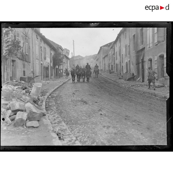 Thiaucourt (Meurthe-et-Moselle). Une rue. [légende d'origine]