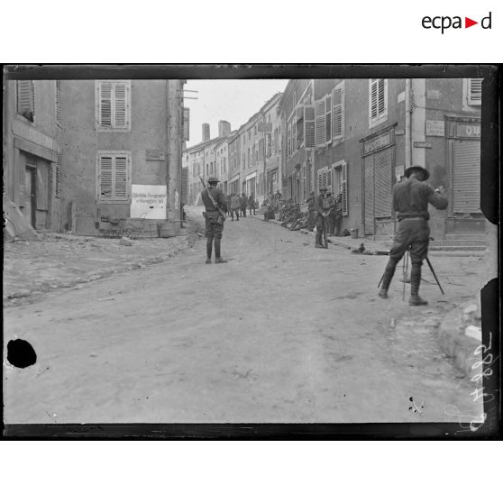 Thiaucourt (Meurthe-et-Moselle). Une rue. [légende d'origine]