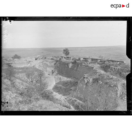 Fort du Camp des Romains. Vue du fort. [légende d'origine]