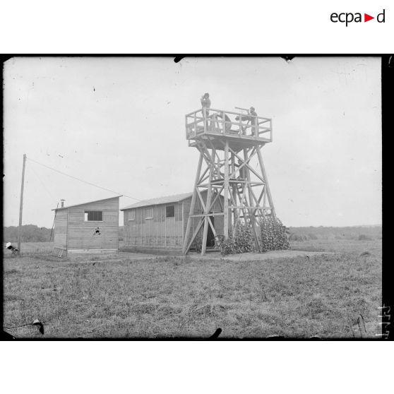 Mériel. Observatoire de DCA. [légende d'origine]