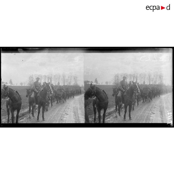 Givry en Argonne. Cavaliers sur la route. [légende d'origine]