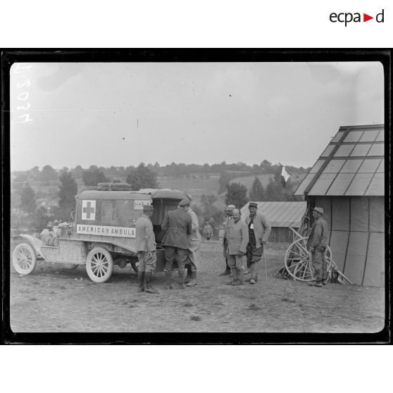 (Ippécourt) (Meuse). Ambulance américaine. 10-9-16. [légende d'origine]