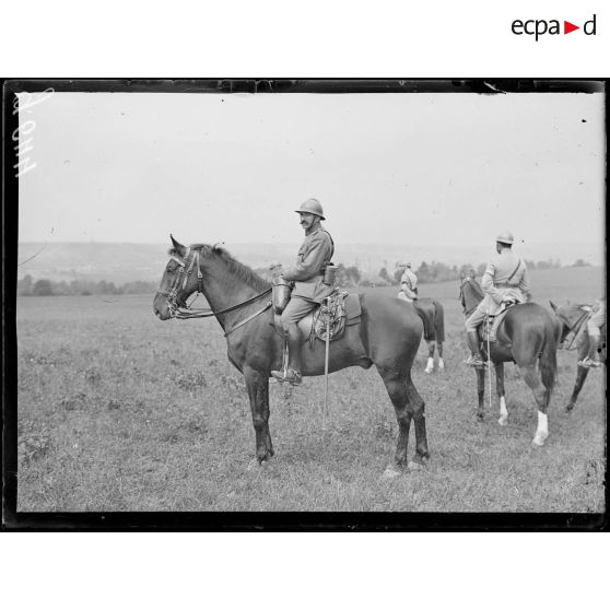 Ventelay, revue passée par le général Pellé, commandant le 5e corps d'armée, au 31e d'infanterie. Le capitaine Liger du 31e d'infanterie. [légende d'origine]