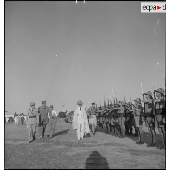 Le général d'armée Charles Huntziger à Saint-Louis du Sénégal.