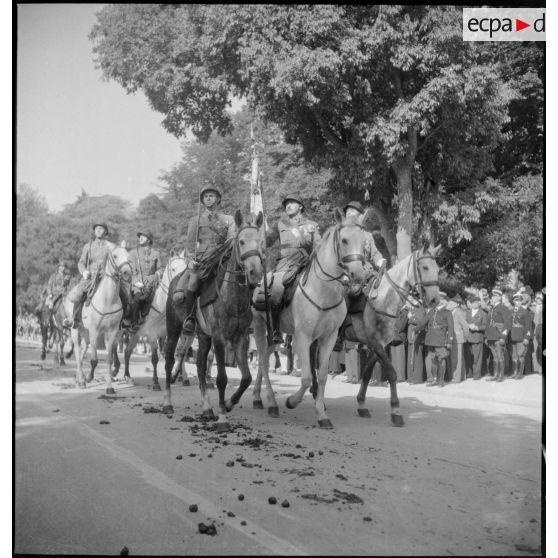 Défilé du 7e RCC.