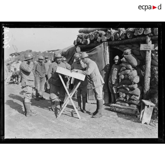 Feuillères, PC de la batterie de 120 mm long. [légende d'origine]