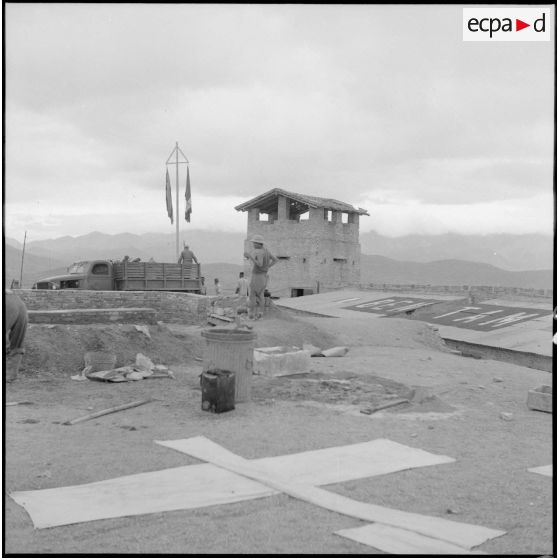 La tour du poste de Ben Tam.