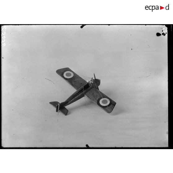 Paris. Musée de la Guerre. Appareil Morane Saulnier. [légende d'origine]