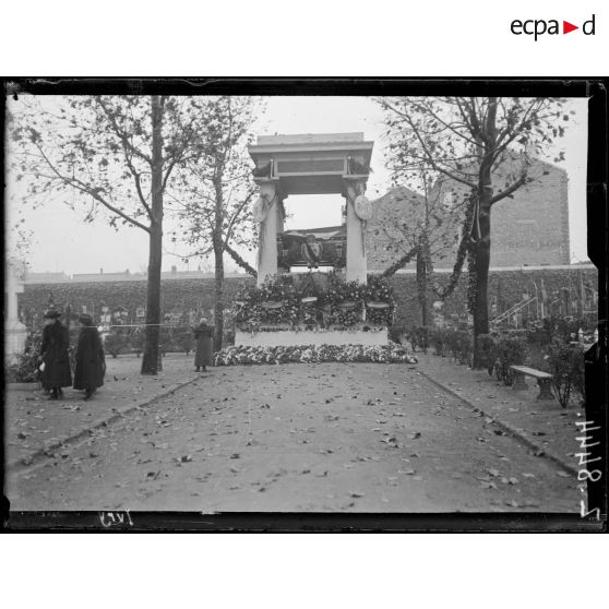 [Paris. Cérémonie du 11 novembre.]