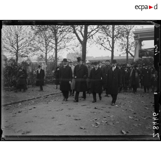 [Paris. Cérémonie du 11 novembre.]