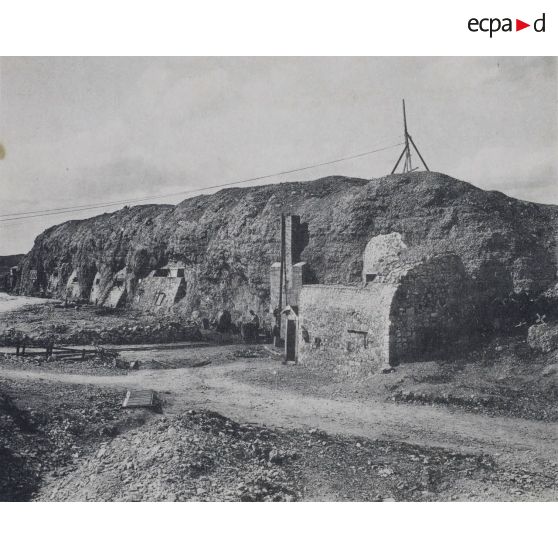 Environs de Verdun. Le fort de Vaux. [légende d'origine]