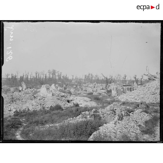 Monchy-au-Bois, Pas-de-Calais, ruines. [légende d'origine]