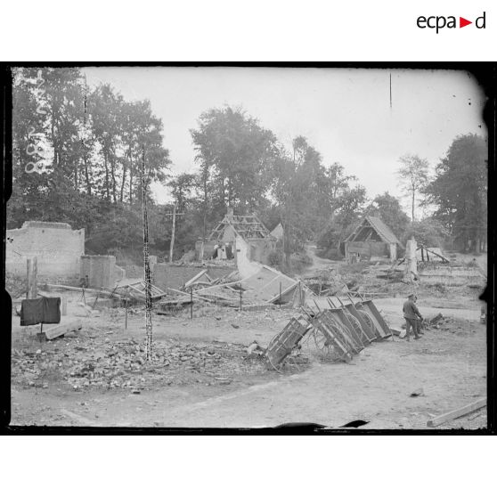 Courcelles-le-comte, Pas de Calais, ruines. [légende d'origine]