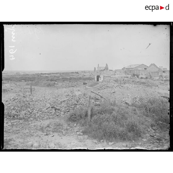 Boyelles, Pas de Calais, ruines. [légende d'origine]