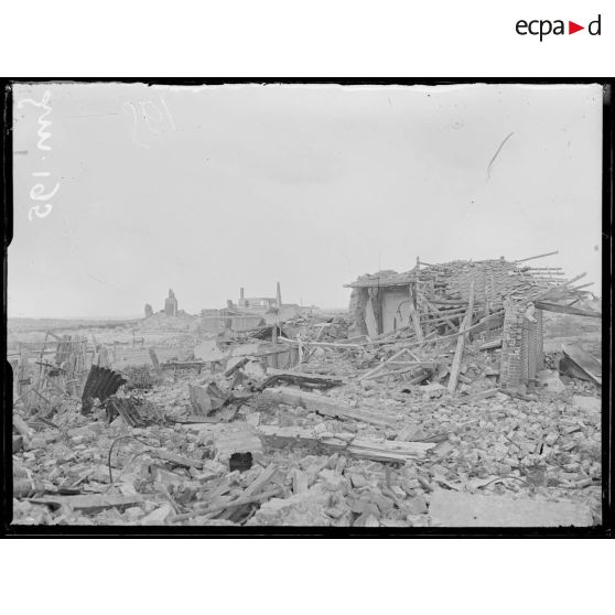 Boyelles, Pas de Calais, ruines. [légende d'origine]