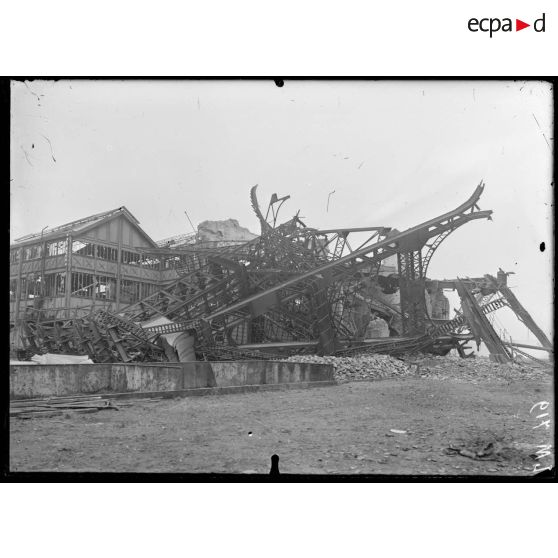 Aniche, Nord. Fosse Sainte-Marie. Chevalet n°2, façade sud-ouest. [légende d'origine]