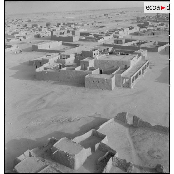 Vue aérienne de la ville d'Agadès ou Agadez, au nord du Niger.