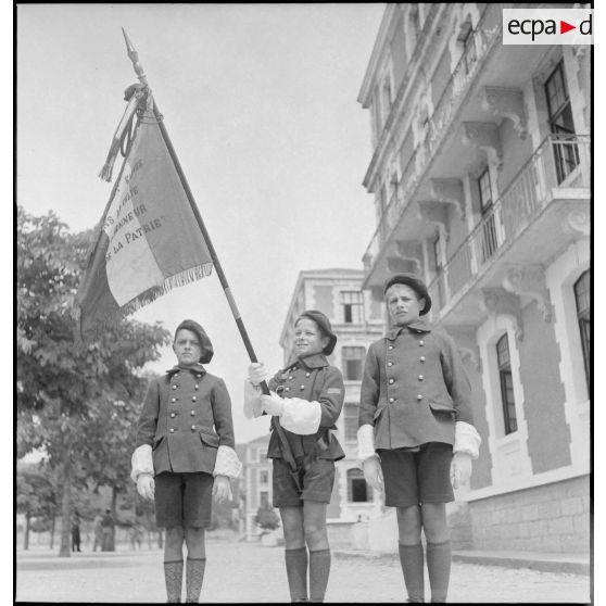 Drapeau de l'école militaire enfantine Hériot.