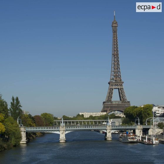 La tour Eiffel.