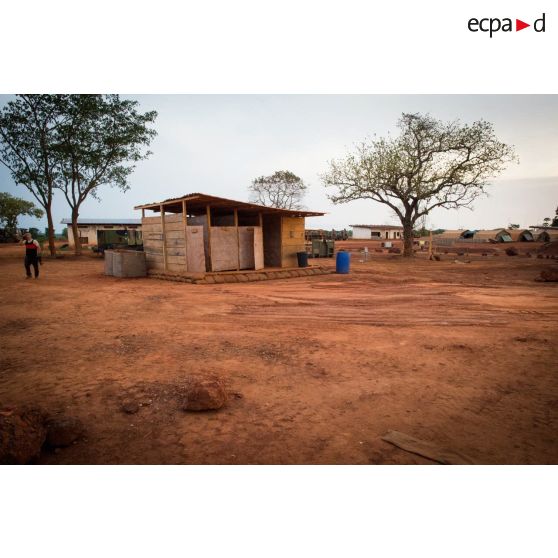 Installations sanitaire de la POD (plateforme opérationnelle défense) de Bambari, où sont basés les soldats du GTIA (groupement tactique interarmes) Turco.