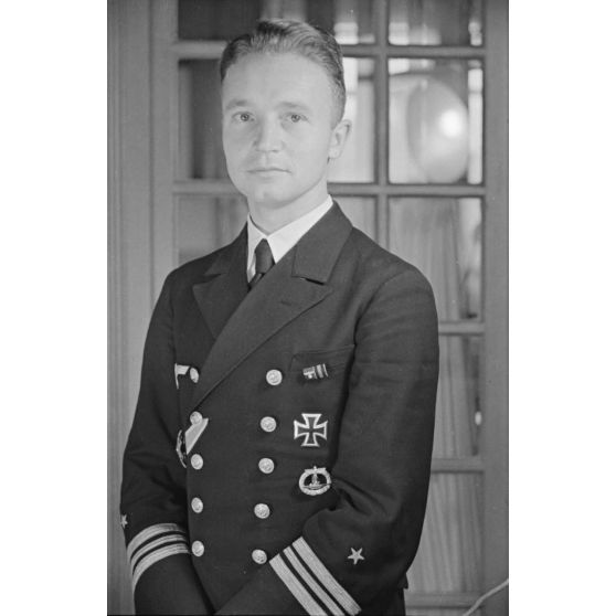 Portrait du Kapitänleutnant Helmut Rosenbaum, commandant du sous-marin U-73.