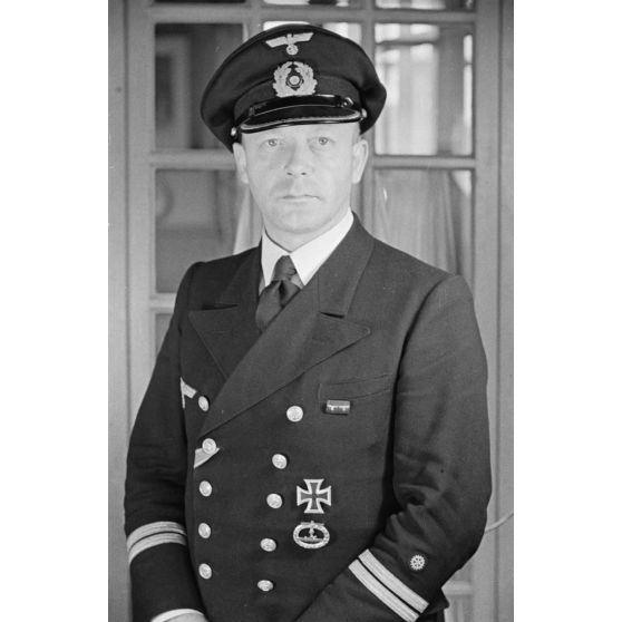 Portrait d'un officier ingénieur des forces sous-marines allemandes.