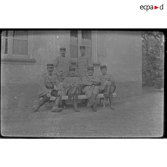 [Portrait de groupe de militaires (1914-1918).]