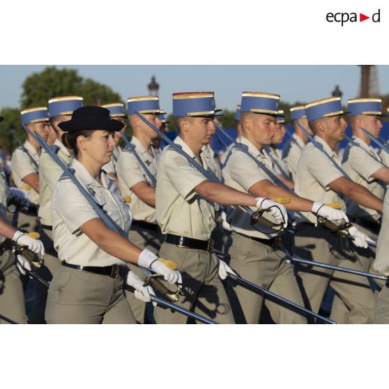 Sur la place de la Concorde, l'école spéciale militaire de Saint-Cyr (ESM) répète le défilé à pied du 14 juillet.