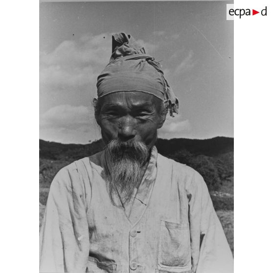 [Type de sud-coréen. Région de Hwachon. Mai 1951.]