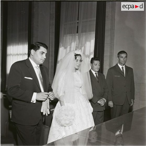 [Un mariage en Algérie, 1954-1962.]